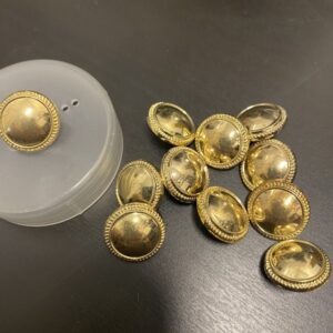 Pose 8 stk knapper - glat guld 15 mm